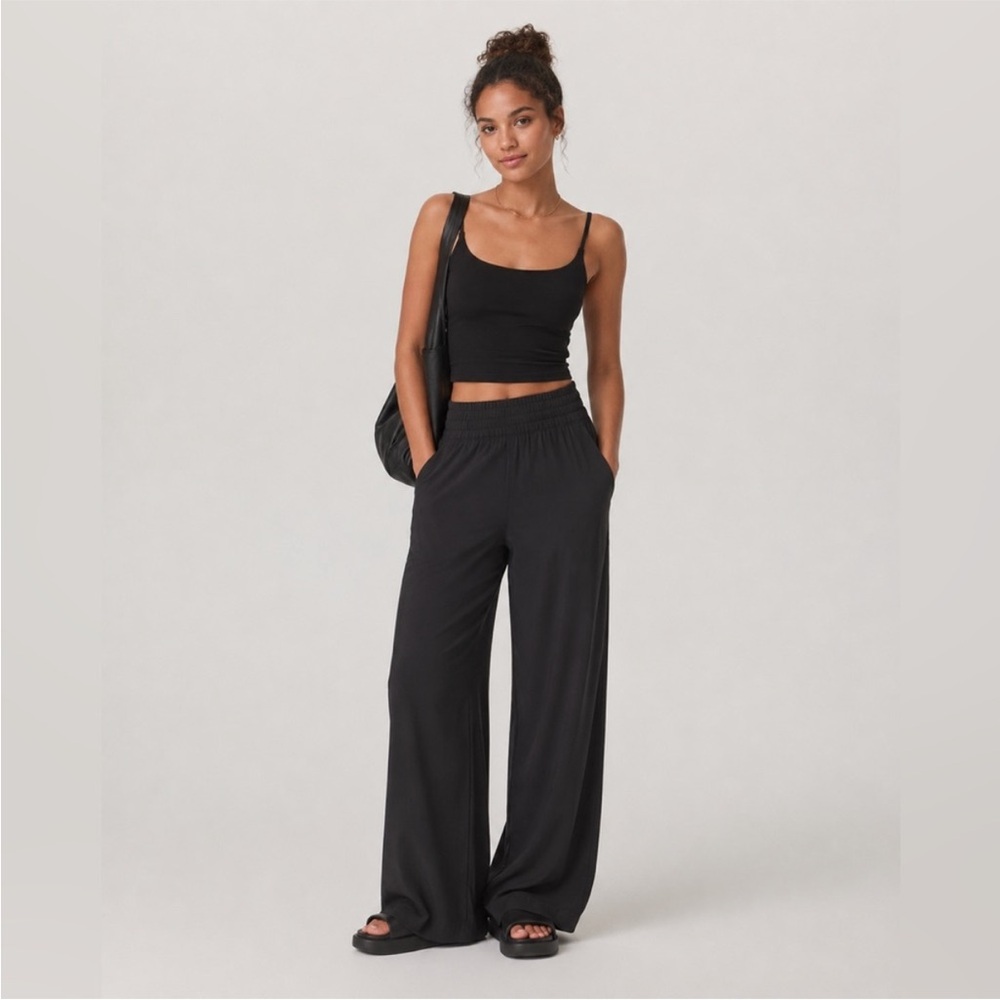 NWT Vuori Villa Wideleg Pant- Long